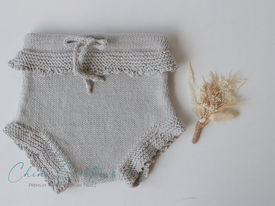 Ruffle Knitted Bloomers - Light Grey - Sitter Size