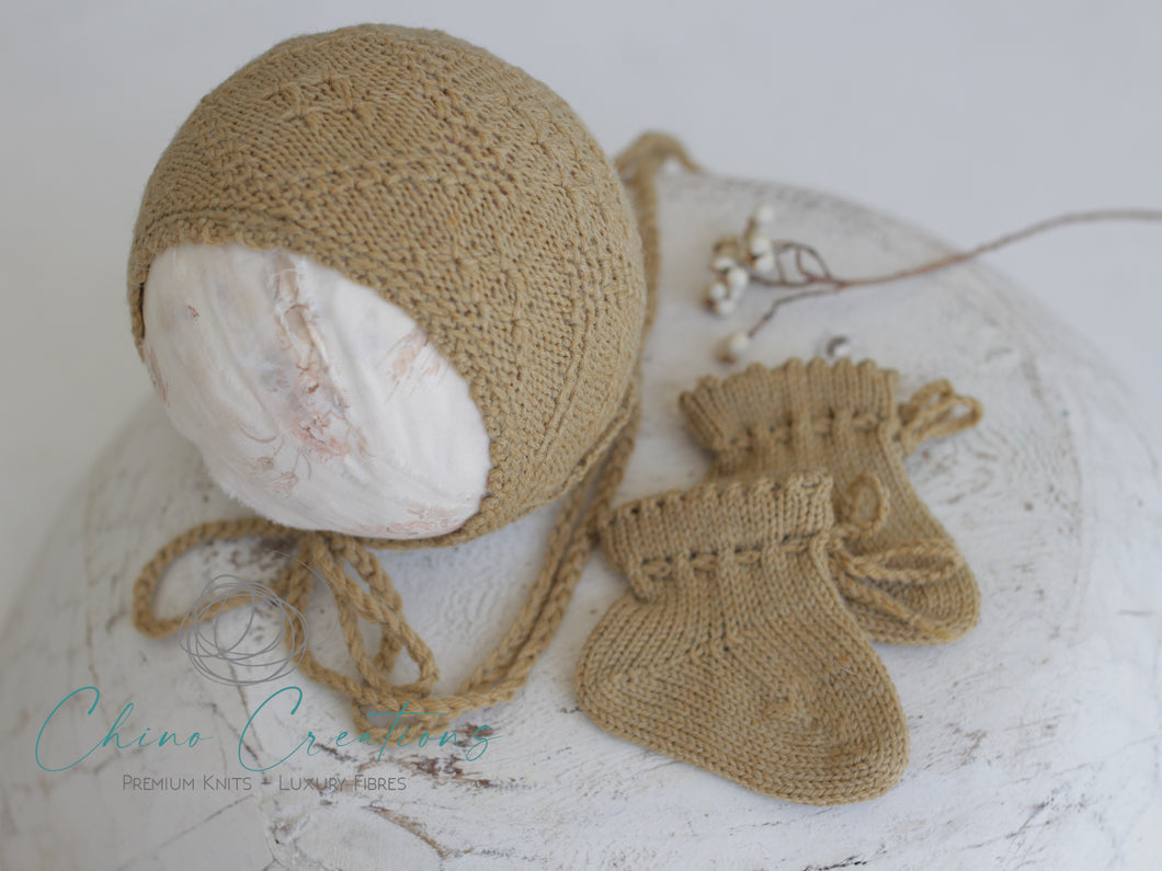 Textured Knit Bonnet & Booties Set - Dijon - Newborn