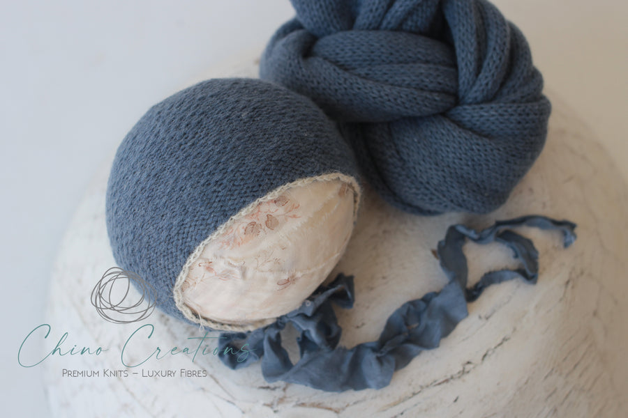 'Diamond Valley' Textured Bonnet & Long Wrap Set - Newborn - Dusty Blue