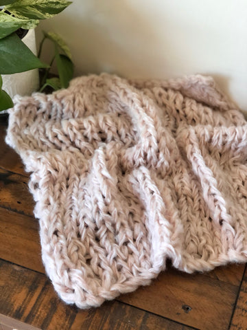 Knit Wispy Fuzzy Layer - Blush